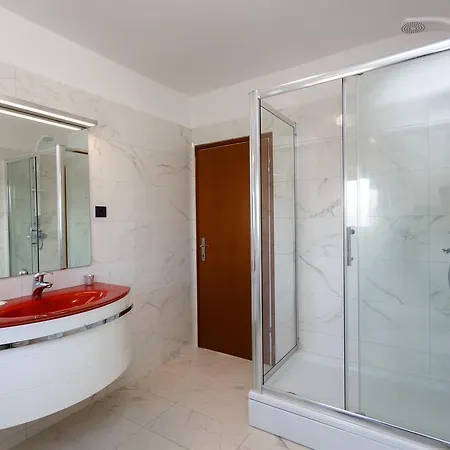 Adria Holiday home Pinezici (Krk)