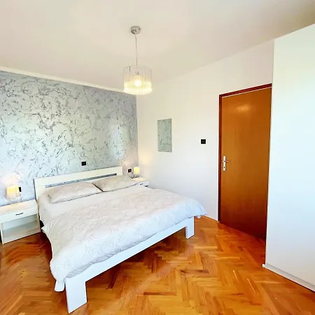 Adria Hébergement de vacances Pinezići